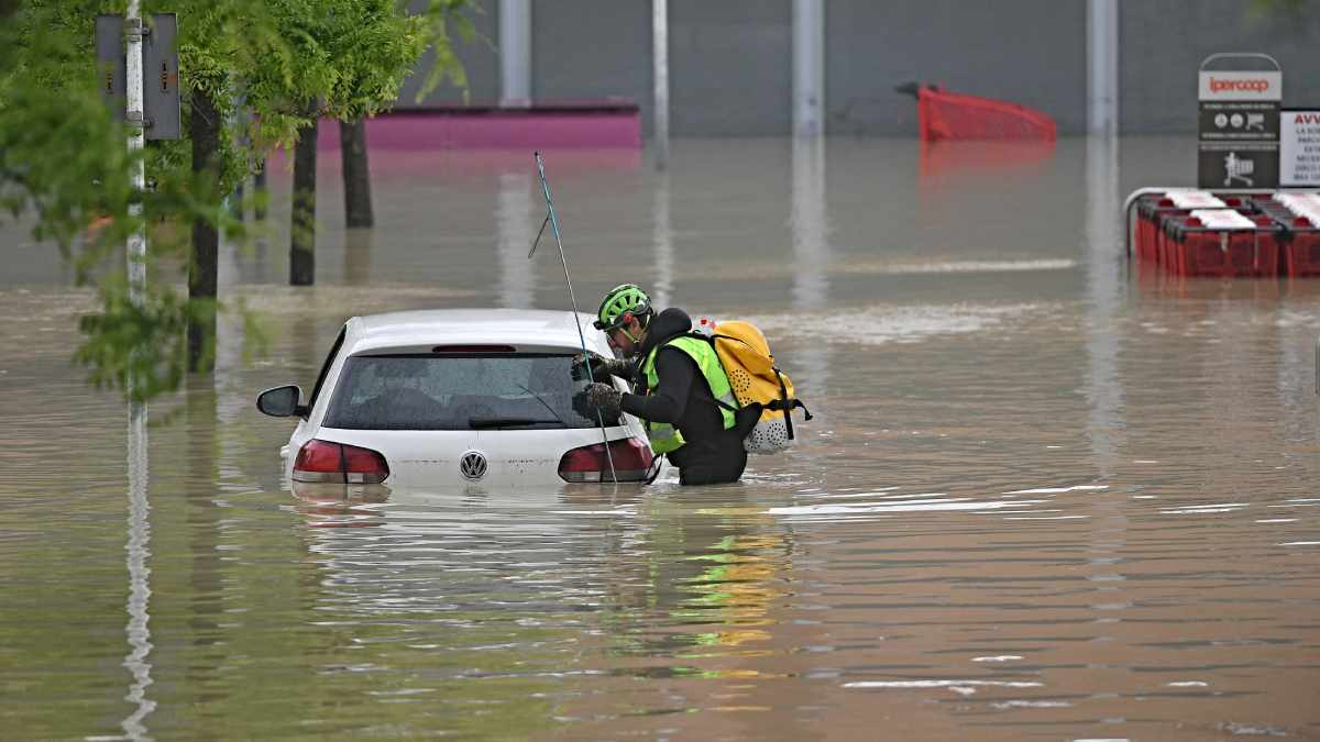 Inundaciones en Italia dejan 8 muertos y varios desaparecidos